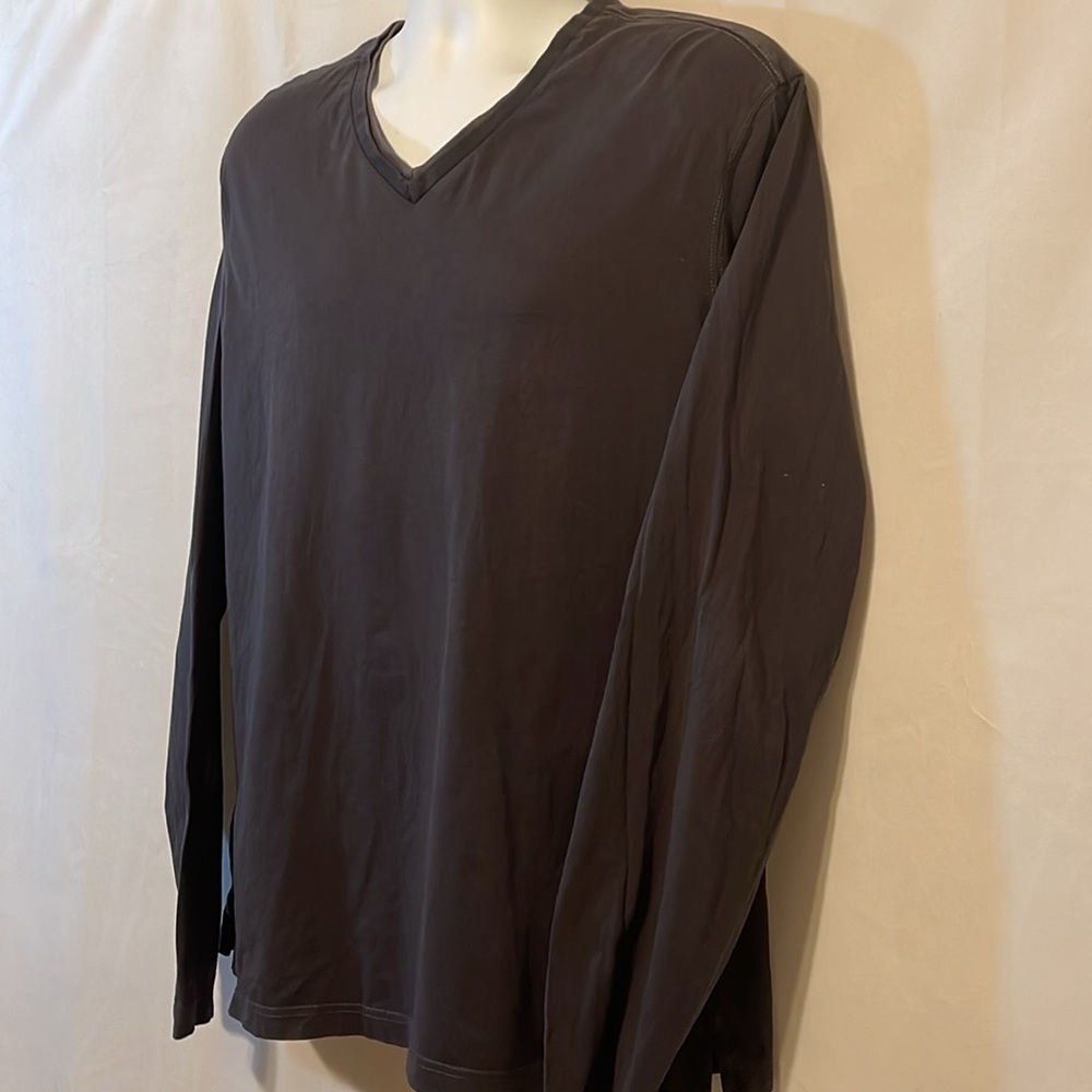 ROBERT BARAKETT V Neck Pullover.  Size XL - Picture 3 of 9